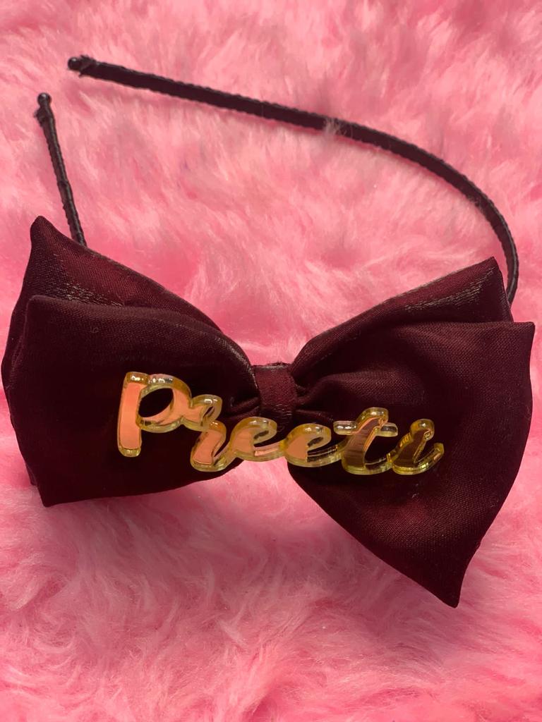 Hair bows ( customised ) girls