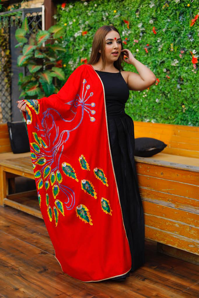 Write it in your fashion diary that a dupatta