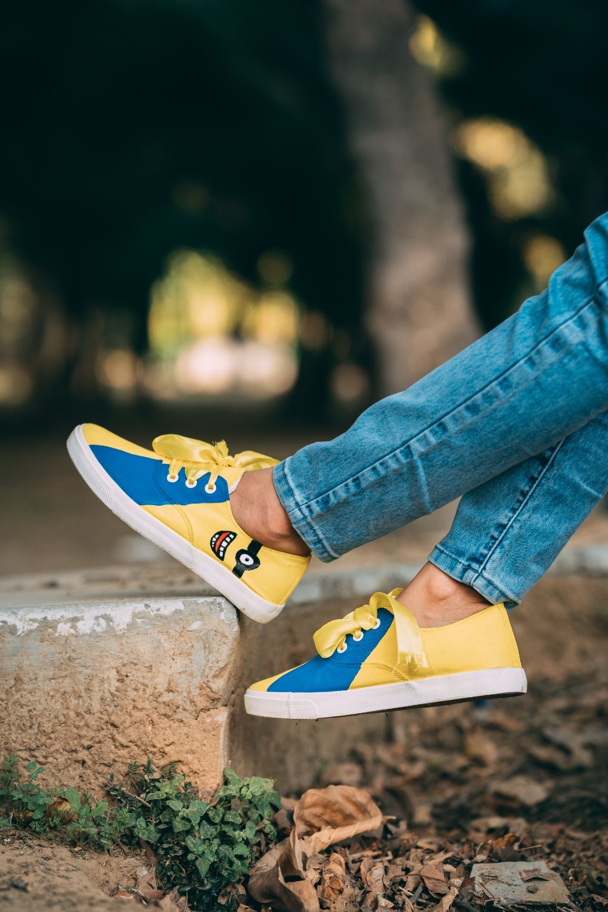 Minion shoe ( lace )