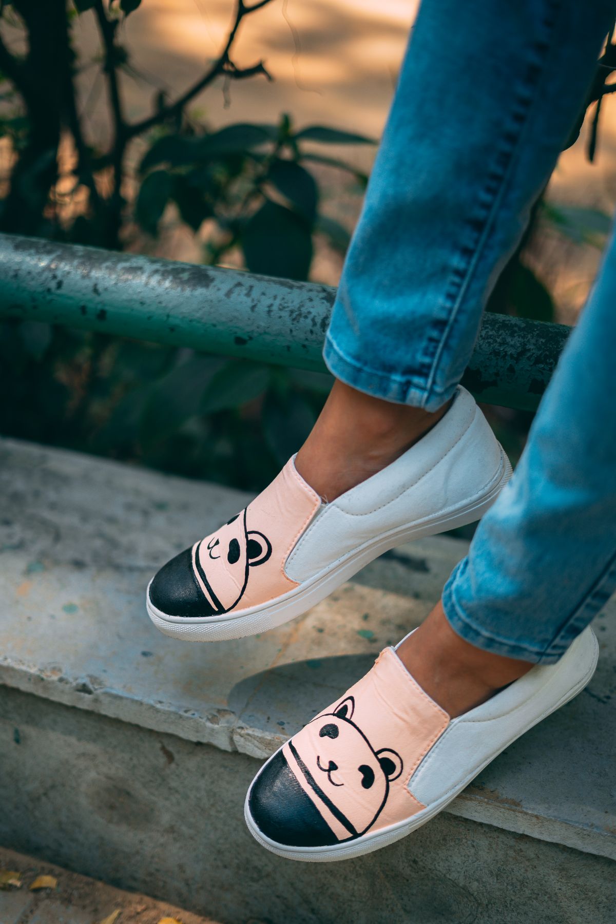 Panda shoe