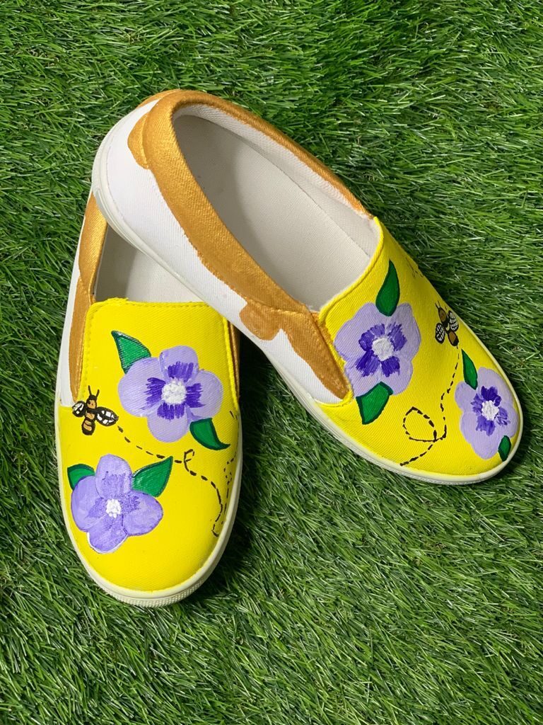 Honey bee Flower shoe