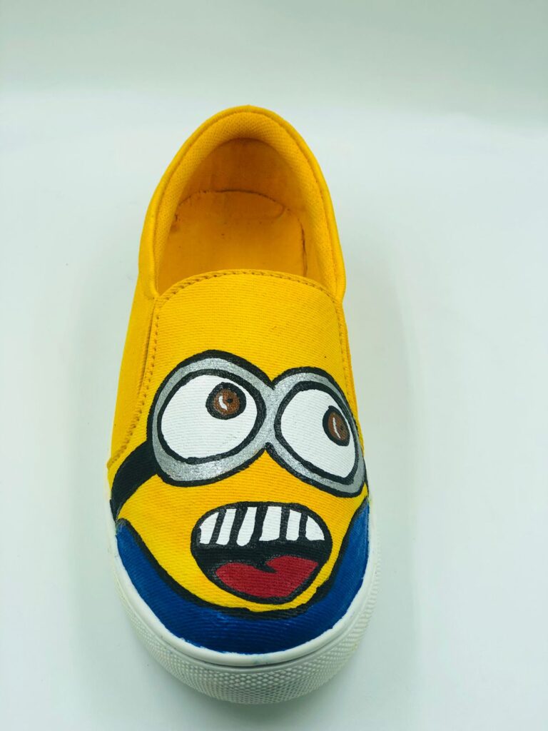 Minion shoe