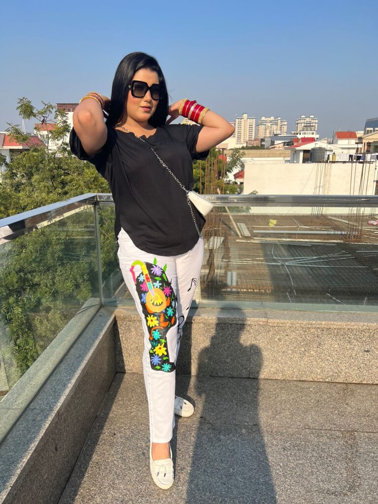 Dance on you  tune jeans